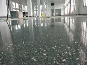 成都水磨地坪的應用領域：適用于商業(yè)和住宅場所
